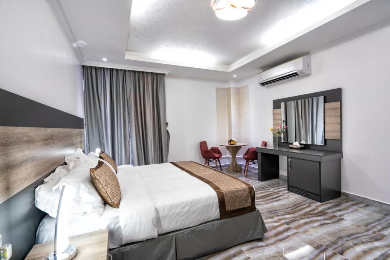 Al Amerat Hotel Al Amarat Εξωτερικό φωτογραφία