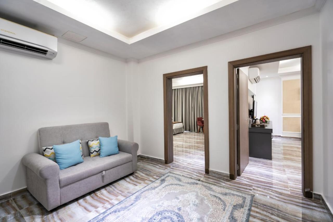 Al Amerat Hotel Al Amarat Εξωτερικό φωτογραφία