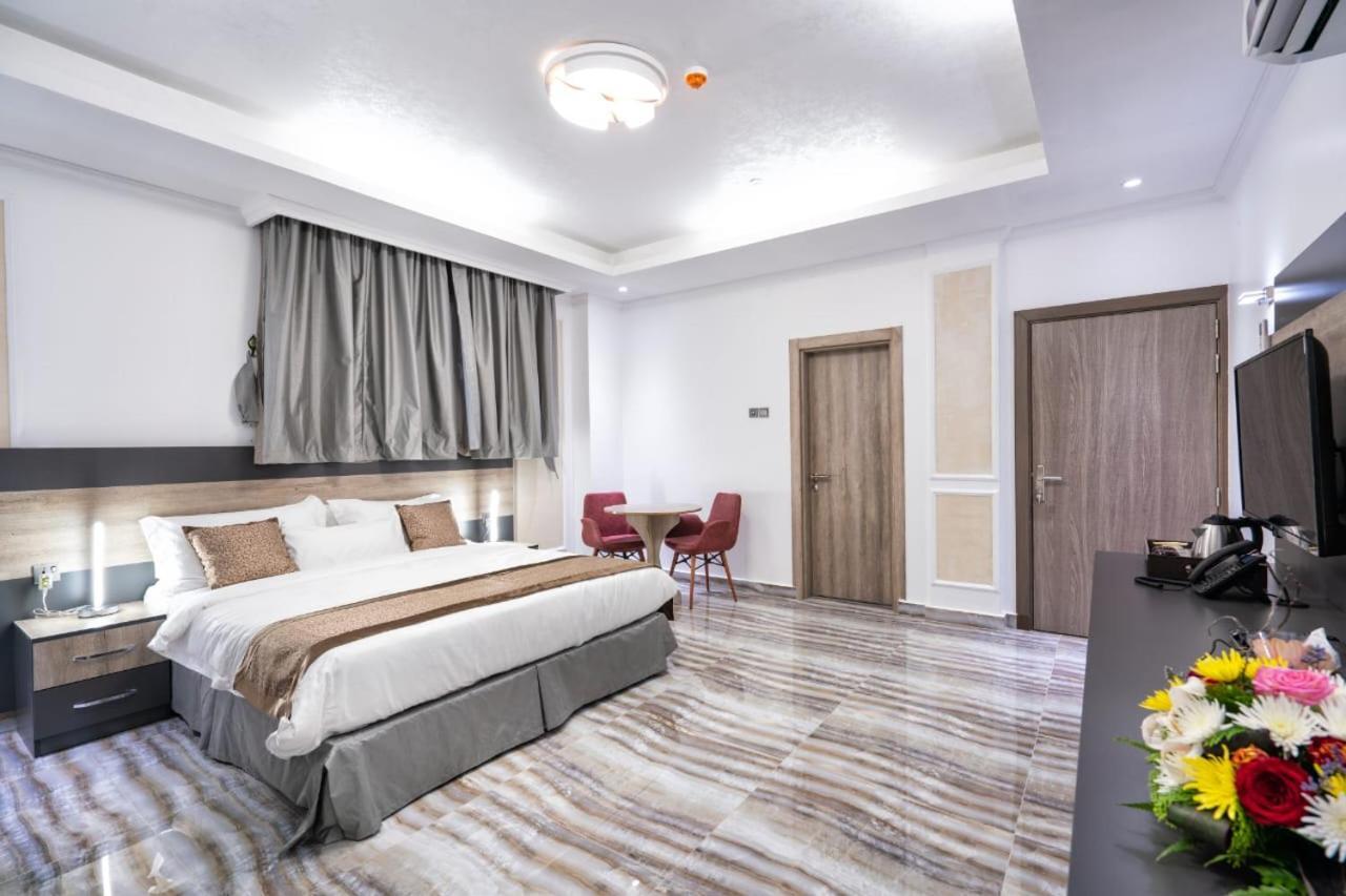 Al Amerat Hotel Al Amarat Εξωτερικό φωτογραφία