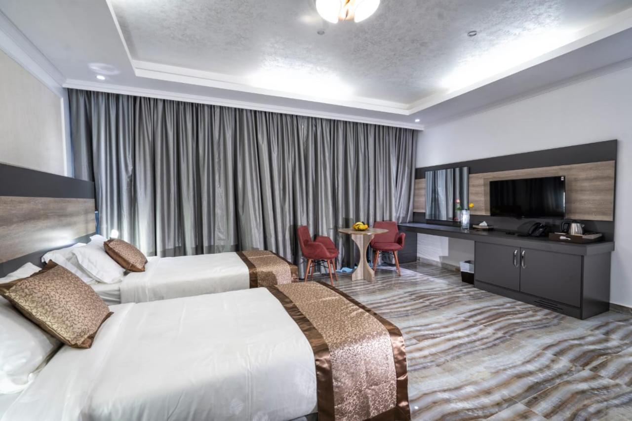 Al Amerat Hotel Al Amarat Εξωτερικό φωτογραφία