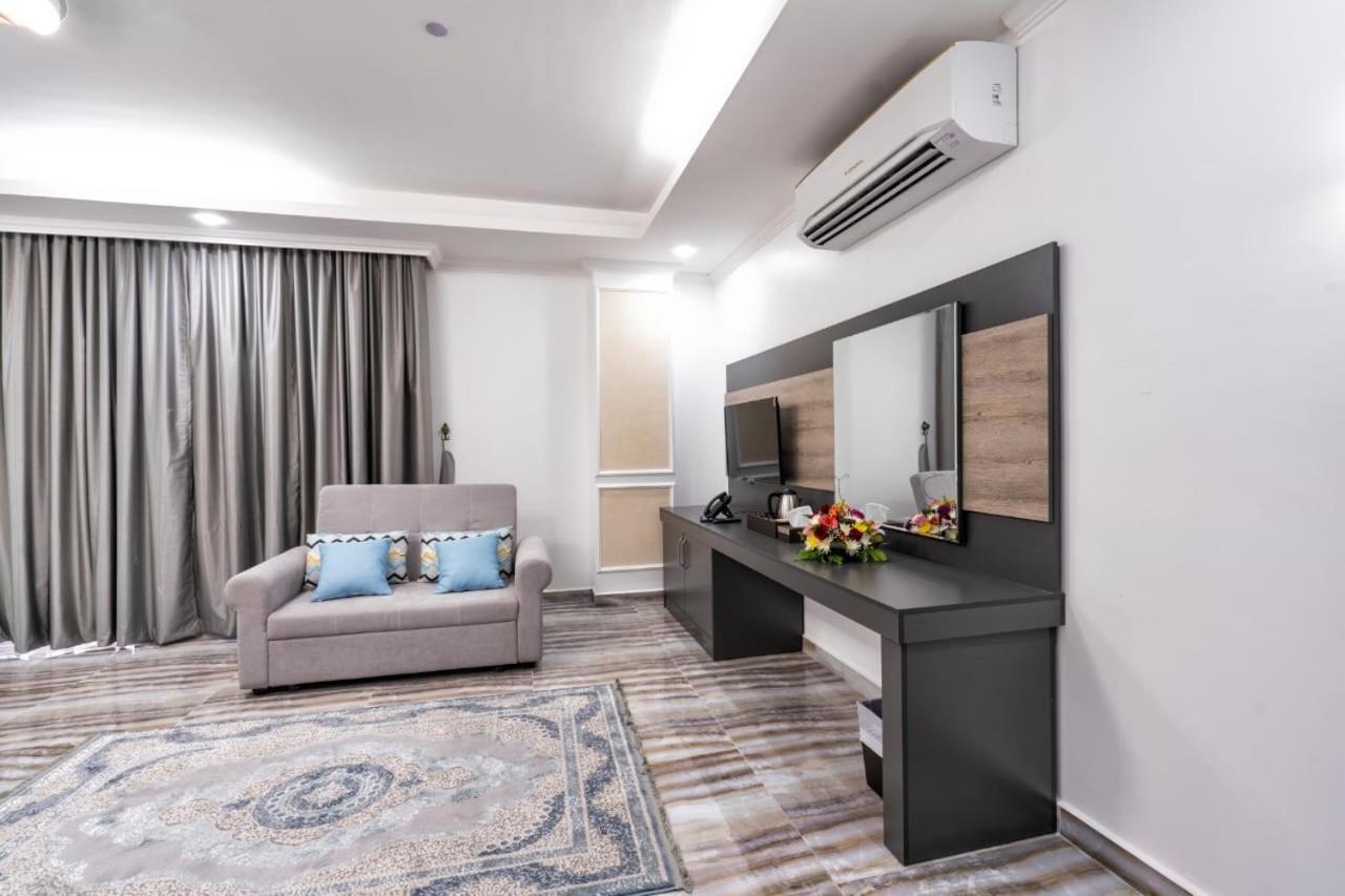 Al Amerat Hotel Al Amarat Εξωτερικό φωτογραφία