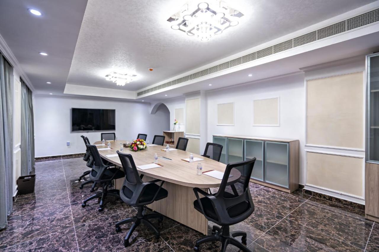 Al Amerat Hotel Al Amarat Εξωτερικό φωτογραφία